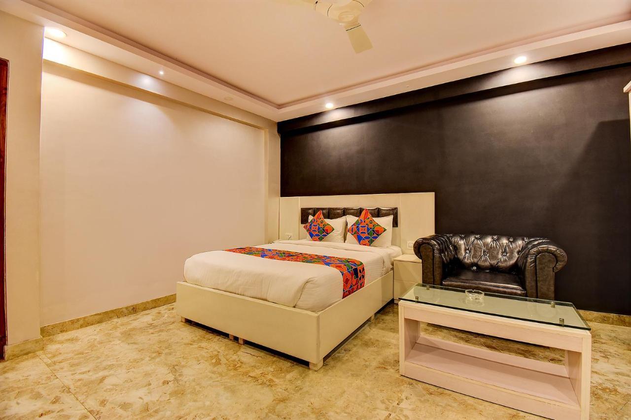 Fabhotel Srk Platinum Inn - Nr Forum Mall バンガロール エクステリア 写真
