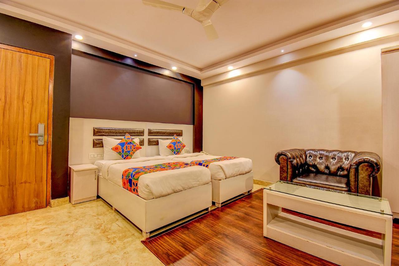 Fabhotel Srk Platinum Inn - Nr Forum Mall バンガロール エクステリア 写真