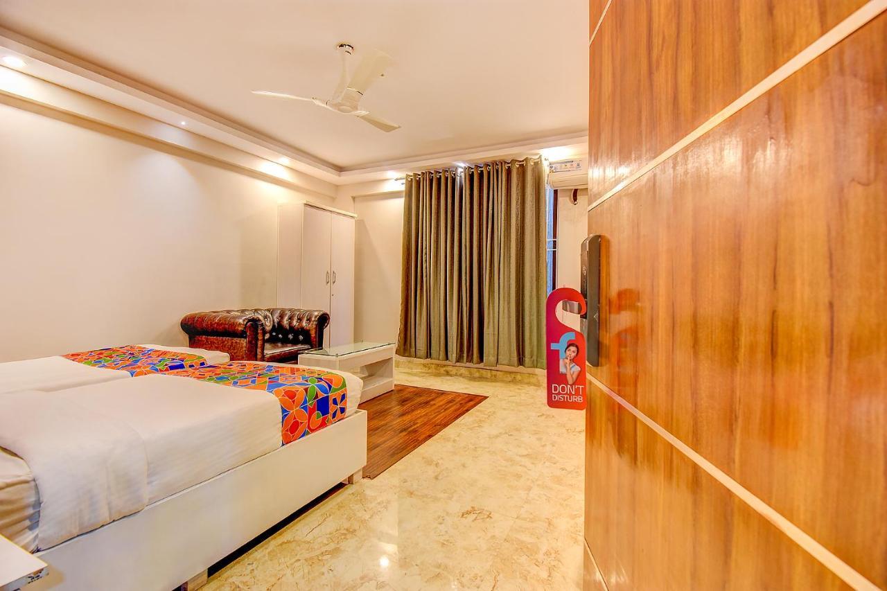 Fabhotel Srk Platinum Inn - Nr Forum Mall バンガロール エクステリア 写真