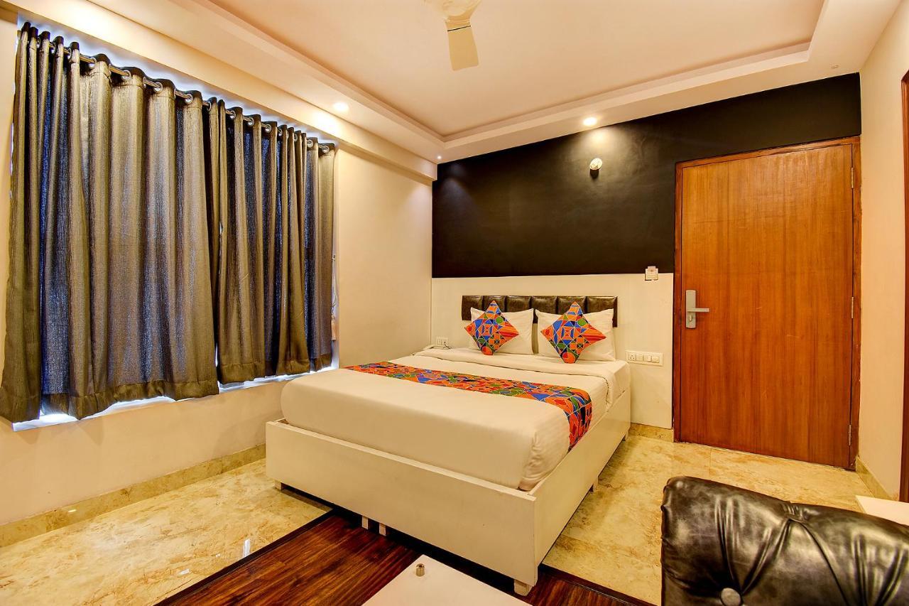 Fabhotel Srk Platinum Inn - Nr Forum Mall バンガロール エクステリア 写真